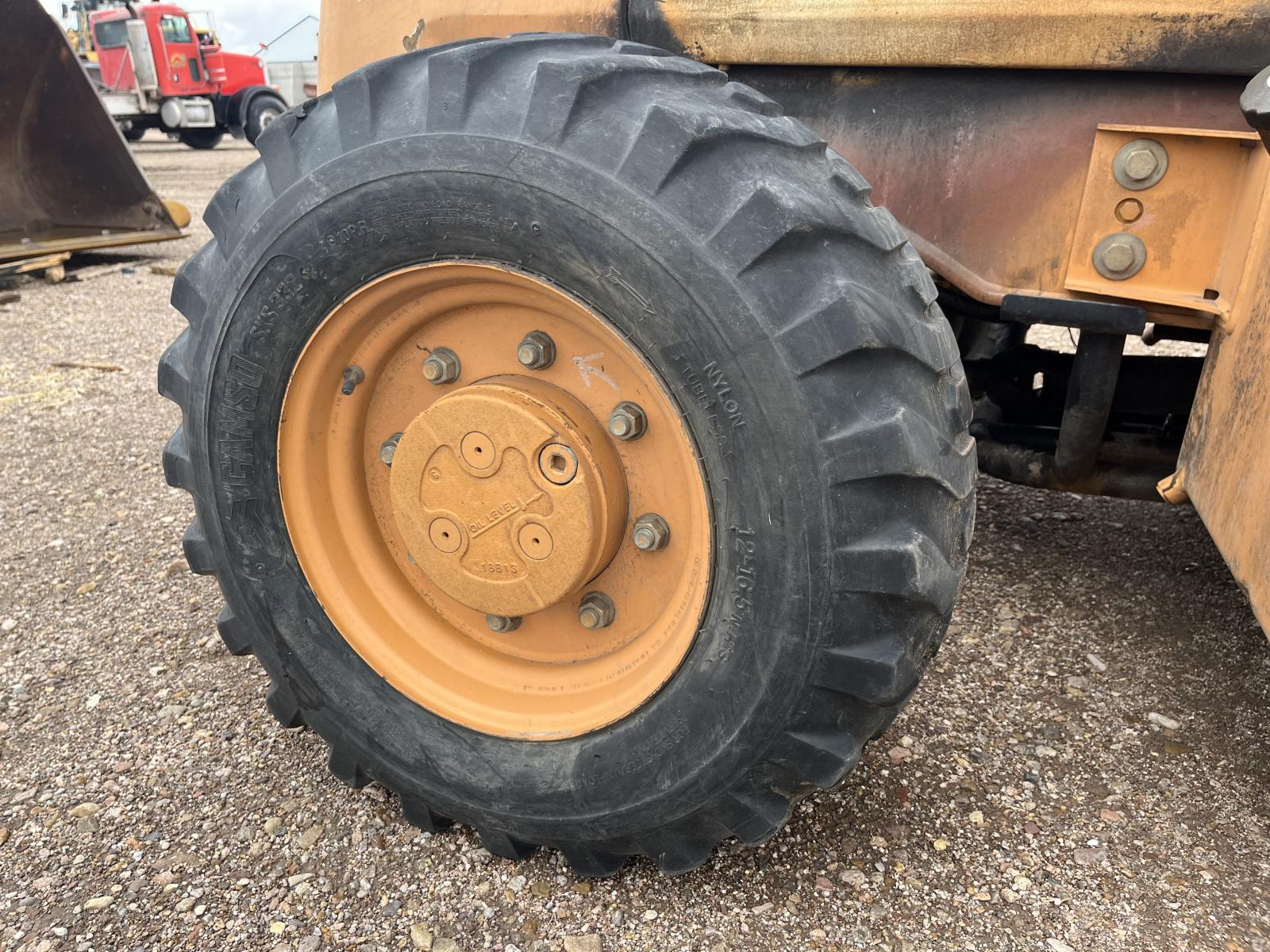 ./imagenes/INVOICE/2019/18188/CASE 586H (11).JPG